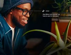 Gli occhiali smart Ray-Ban Meta ora vedono e interpretano le foto anche in Italia